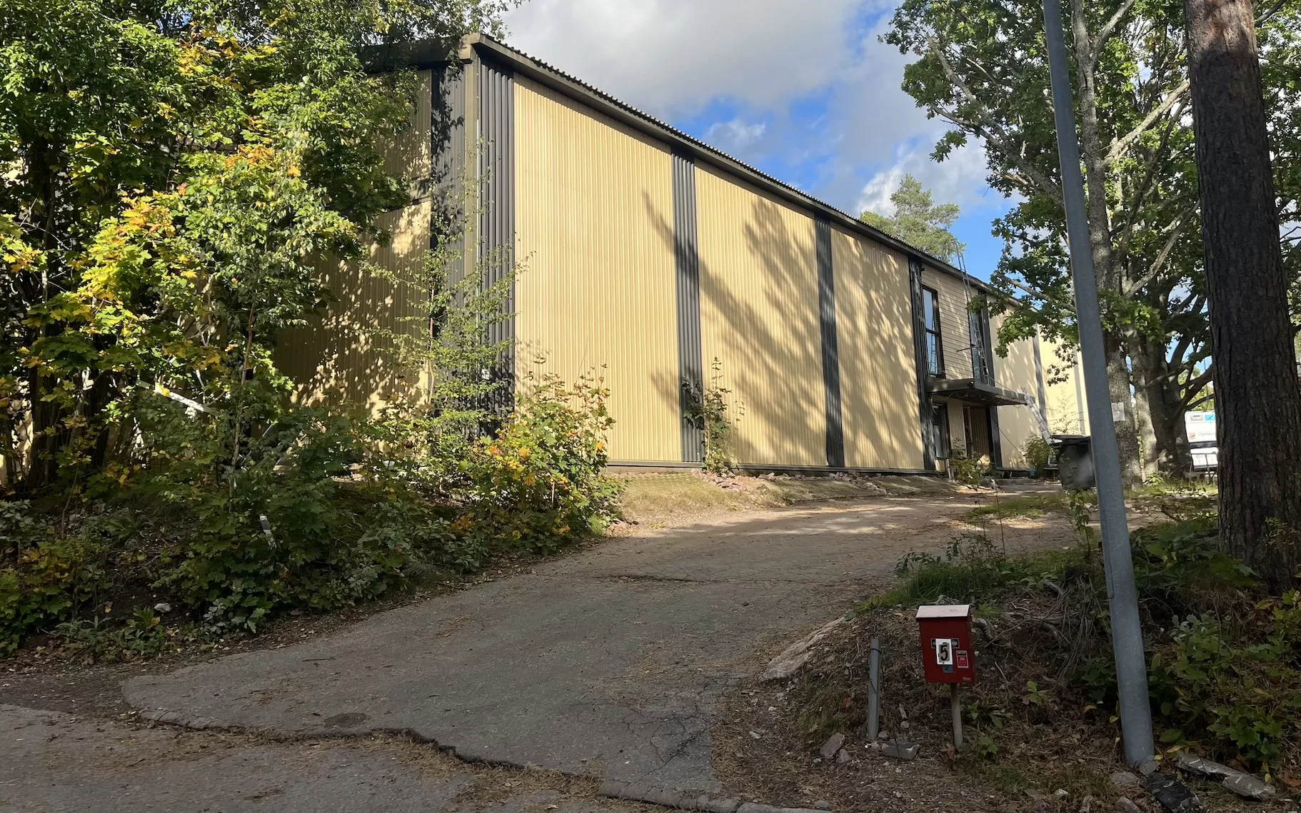 Martinmäen tenniskeskus julkisivu